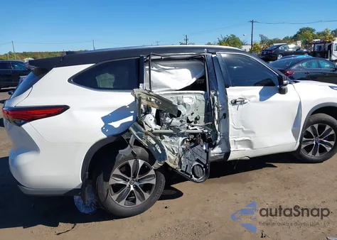 2021 Toyota Highlander Xle из США, поврежденный, VIN 5TDGZRBH1MS115740